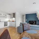 Stor Og Moderne I Indre Arna Gratis Parkering!! * برغن