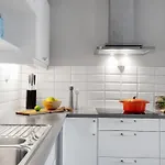 Stor Og Moderne I Indre Arna Gratis Parkering!! * برغن
