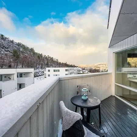 Apartment Stor Og Moderne I Indre Arna Gratis Parkering!! *