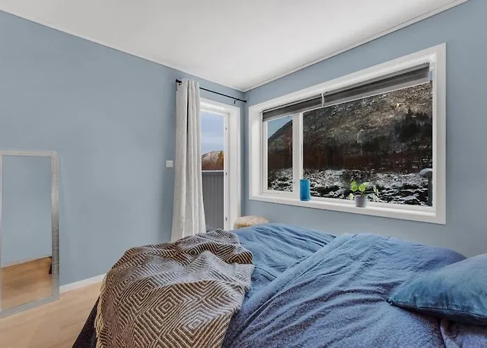 Stor Og Moderne I Indre Arna Gratis Parkering!! Appartement Bergen