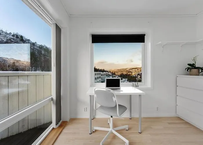 公寓 Stor Og Moderne I Indre Arna Gratis Parkering!! *