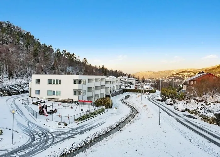 Lägenhet Stor Og Moderne I Indre Arna Gratis Parkering!! *