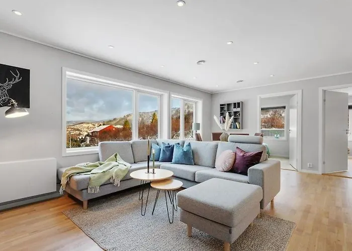 Stor Og Moderne I Indre Arna Gratis Parkering!! Appartement *