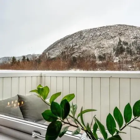 דירה Stor Og Moderne I Indre Arna Gratis Parkering!! ברגן